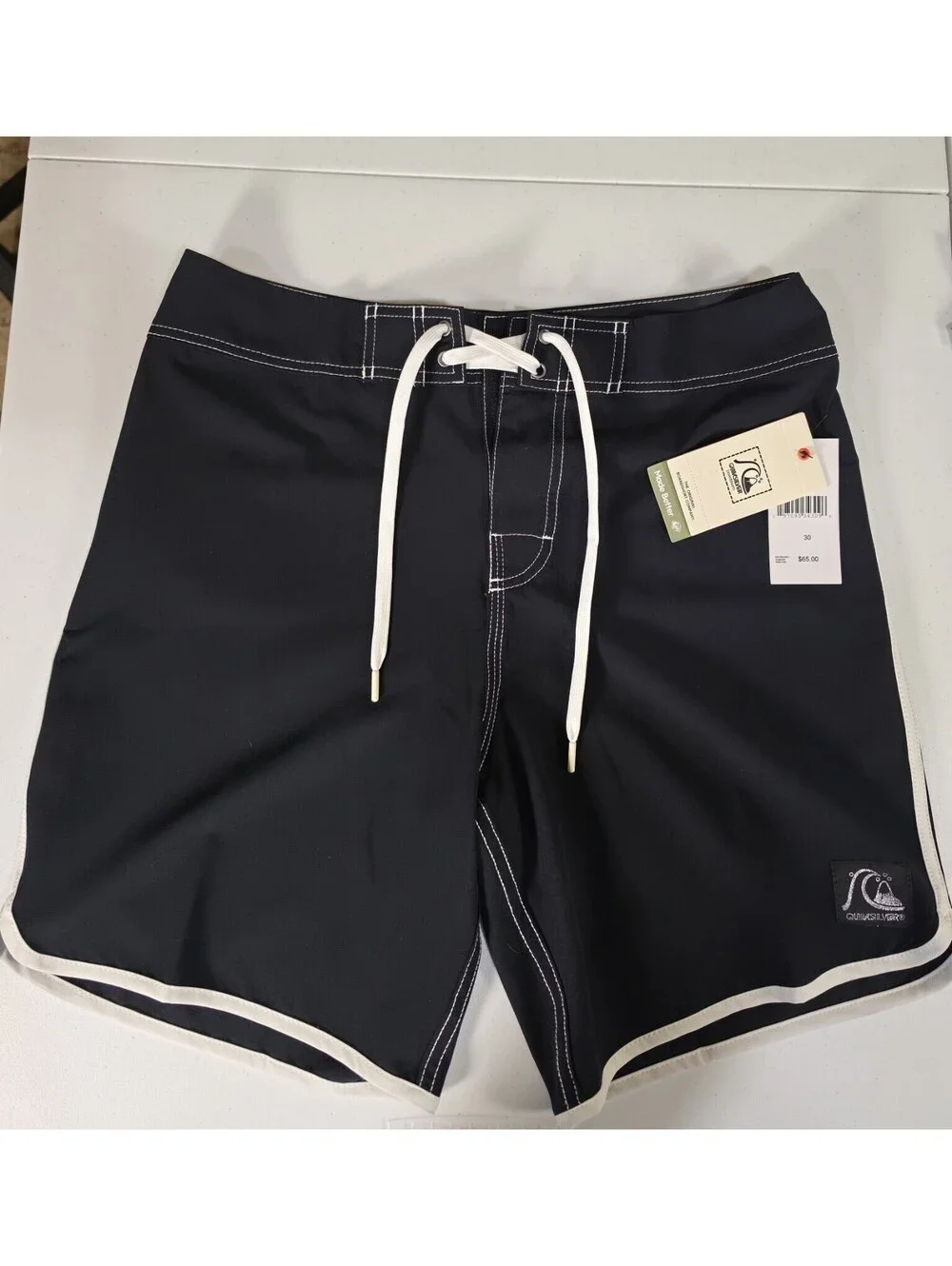 Quiksilver Men's Board Shorts Size 30 Black/White Solid Drawstring Back Pocket